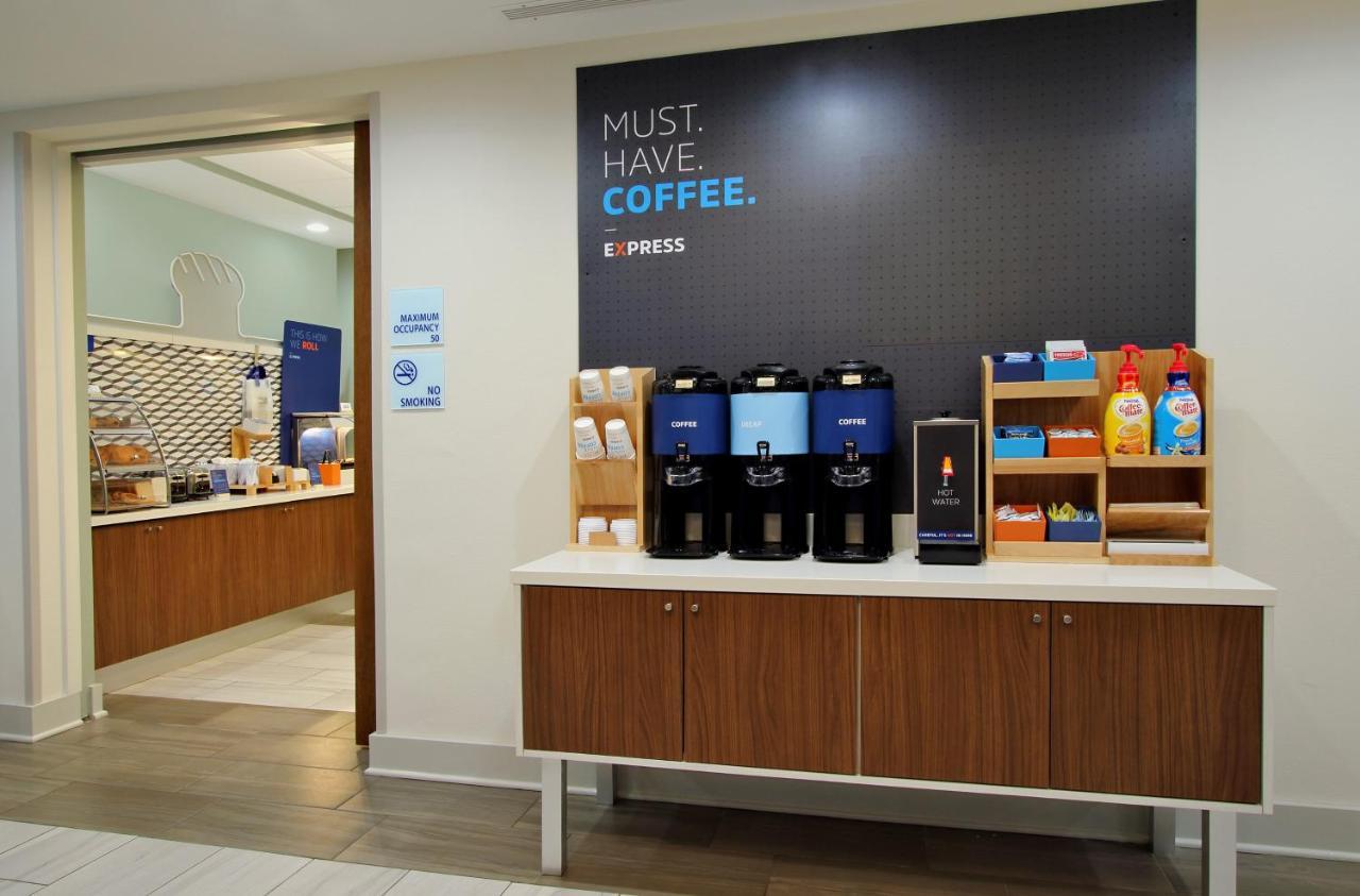 Hotel Express By Ihg Somerset